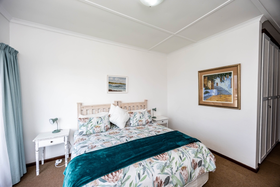 4 Bedroom Property for Sale in Kidds Beach Eastern Cape